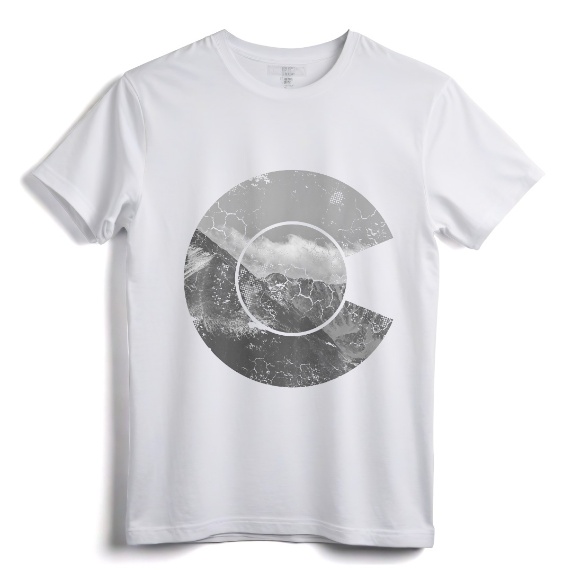 Colorado Mountains Flag Vintage Distressed T-Shirt - Retro Style Apparel for Men, Women, Kids - Celebrate Colorado Day in Style